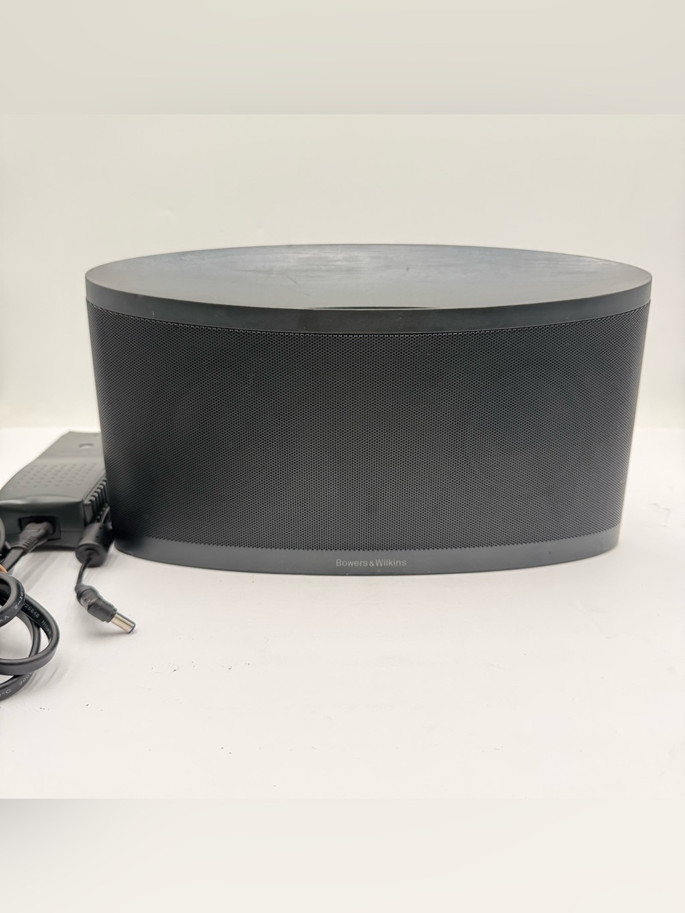 E7 Bowers & Wilkins Z2 Wireless Music System Speaker With power cable No Remote